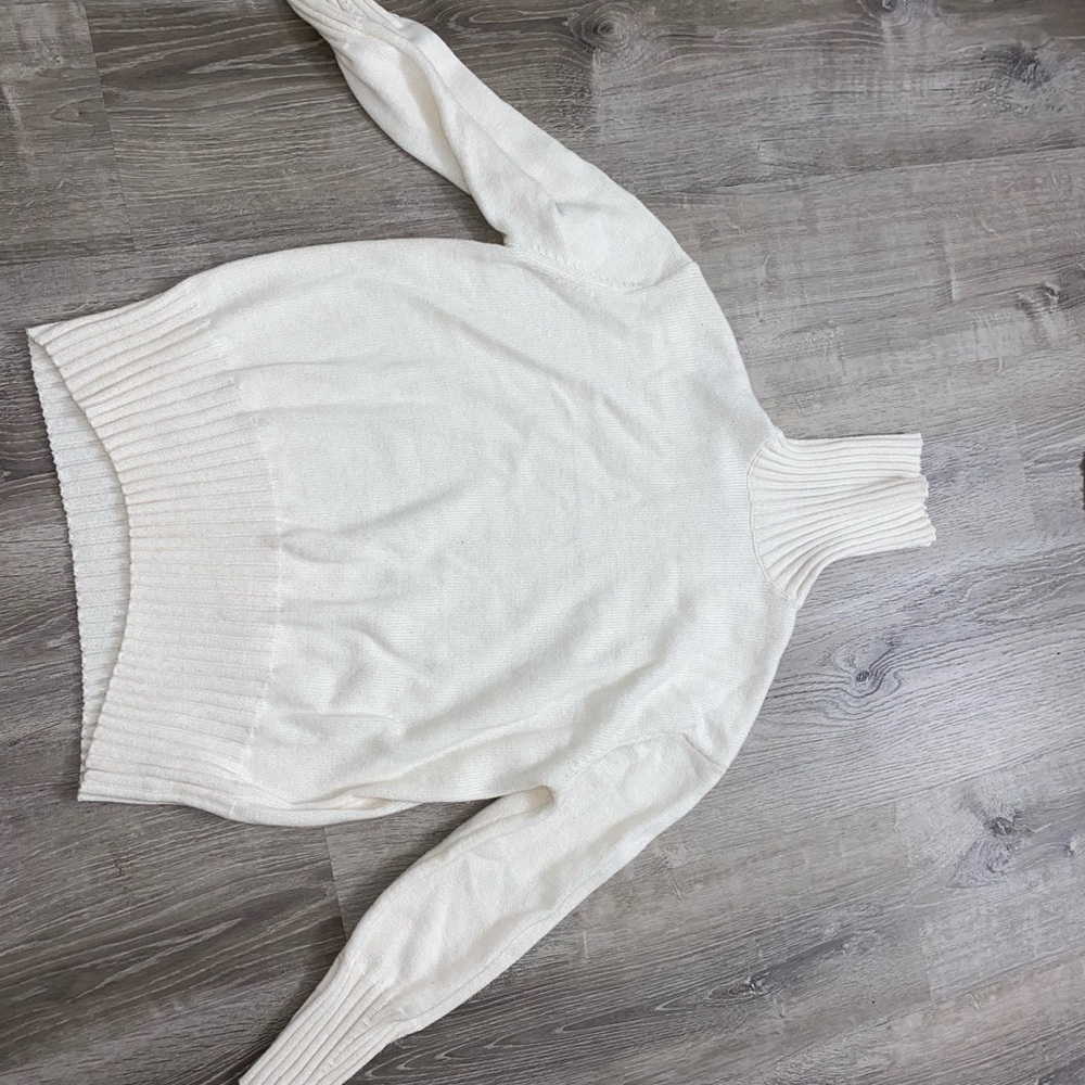 Turtle neck cream sweater!